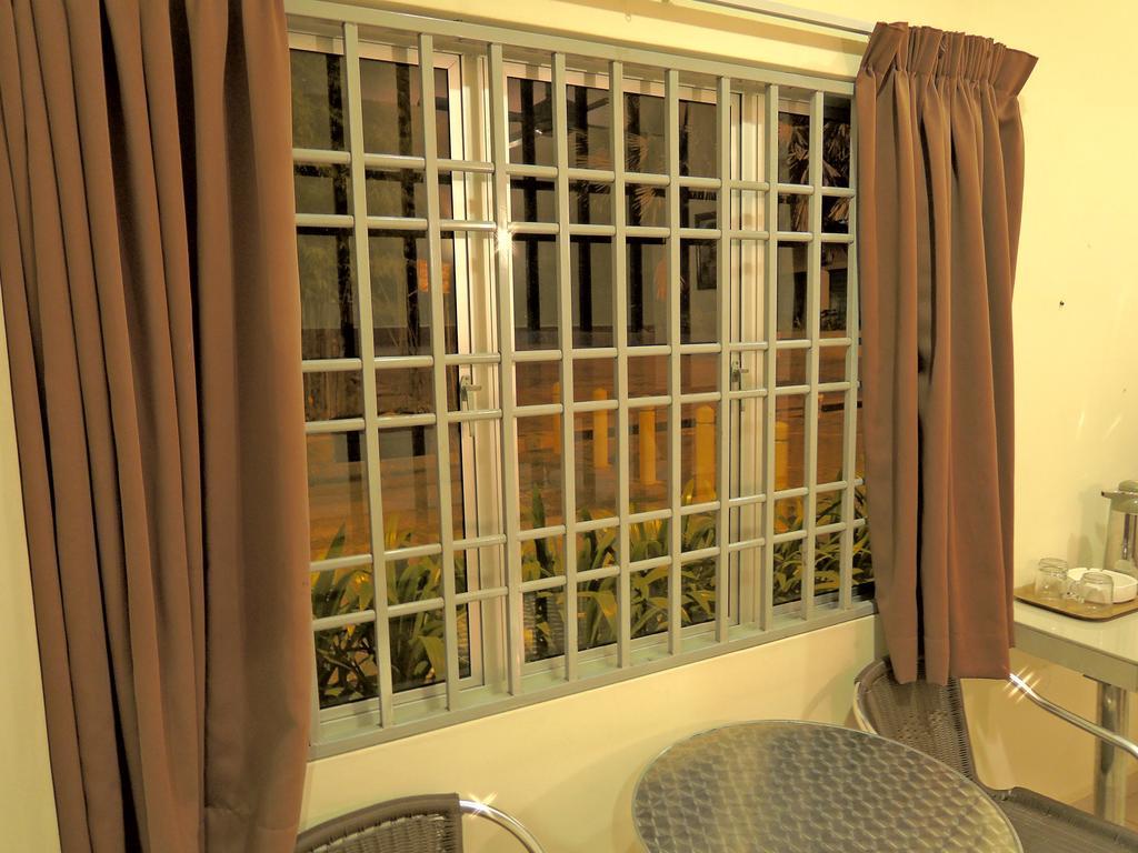 Hotel Seri נילאי מראה חיצוני תמונה